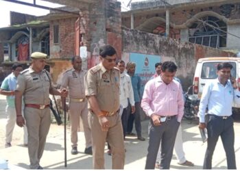 दुस्साहस: मुजफ्फरनगर की मुस्लिम बस्ती में राजस्व टीम पर हमला, अपराधी प्रधान साबू कुरैशी के मकान में बंधक बनाया