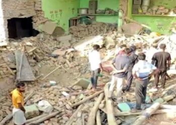 बरेली की मुस्लिम बस्ती में जमा कर रखा था बारूद का ढेर, भीषण धमाके में कई मकान गिरे, पांच की मौत, मलवे में और भी लोग दबे होने की आशंका