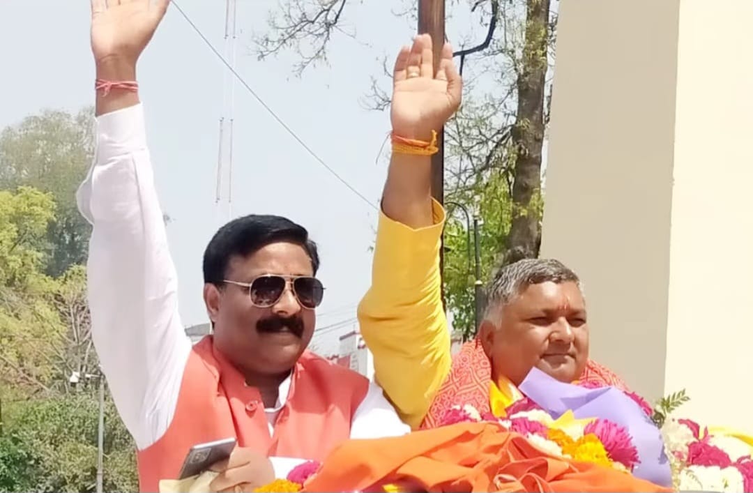  बरेली महानगर में अधीर बिग्रेड की मेहनत रंग लाई, सदस्यता मुहिम में शहर विधानसभा ने ने ऊंची छलांग लगाई 