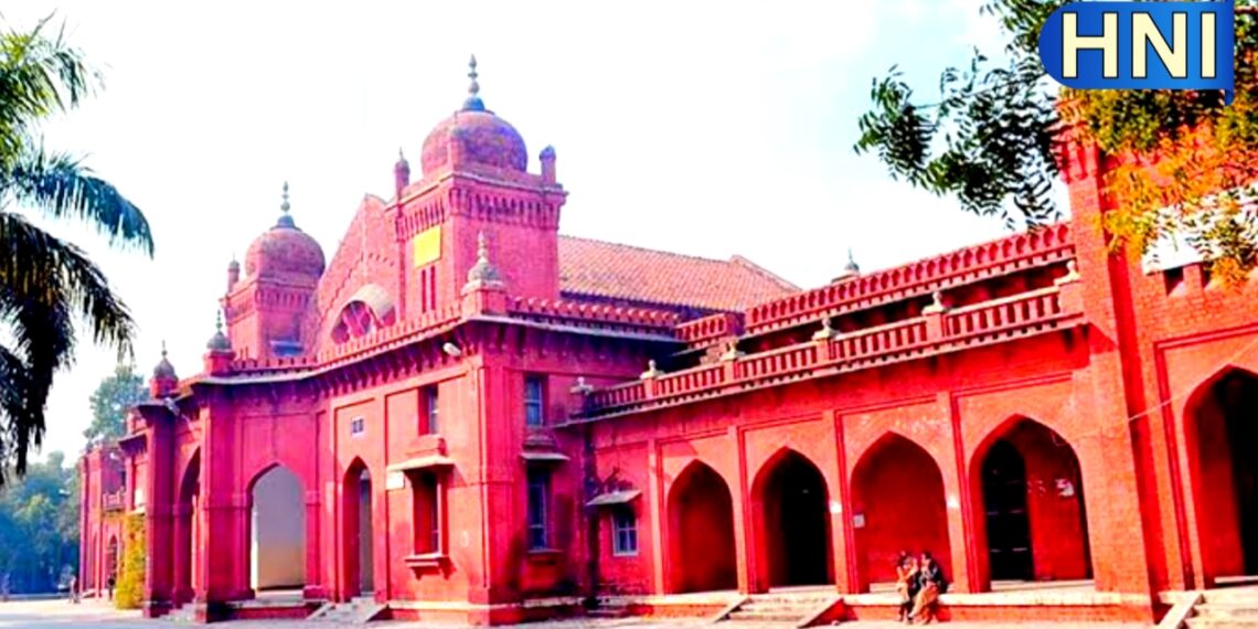 बरेली कॉलेज की लाइब्रेरी में एंट्री करते ही अब होंगे मां सरस्वती के दर्शन